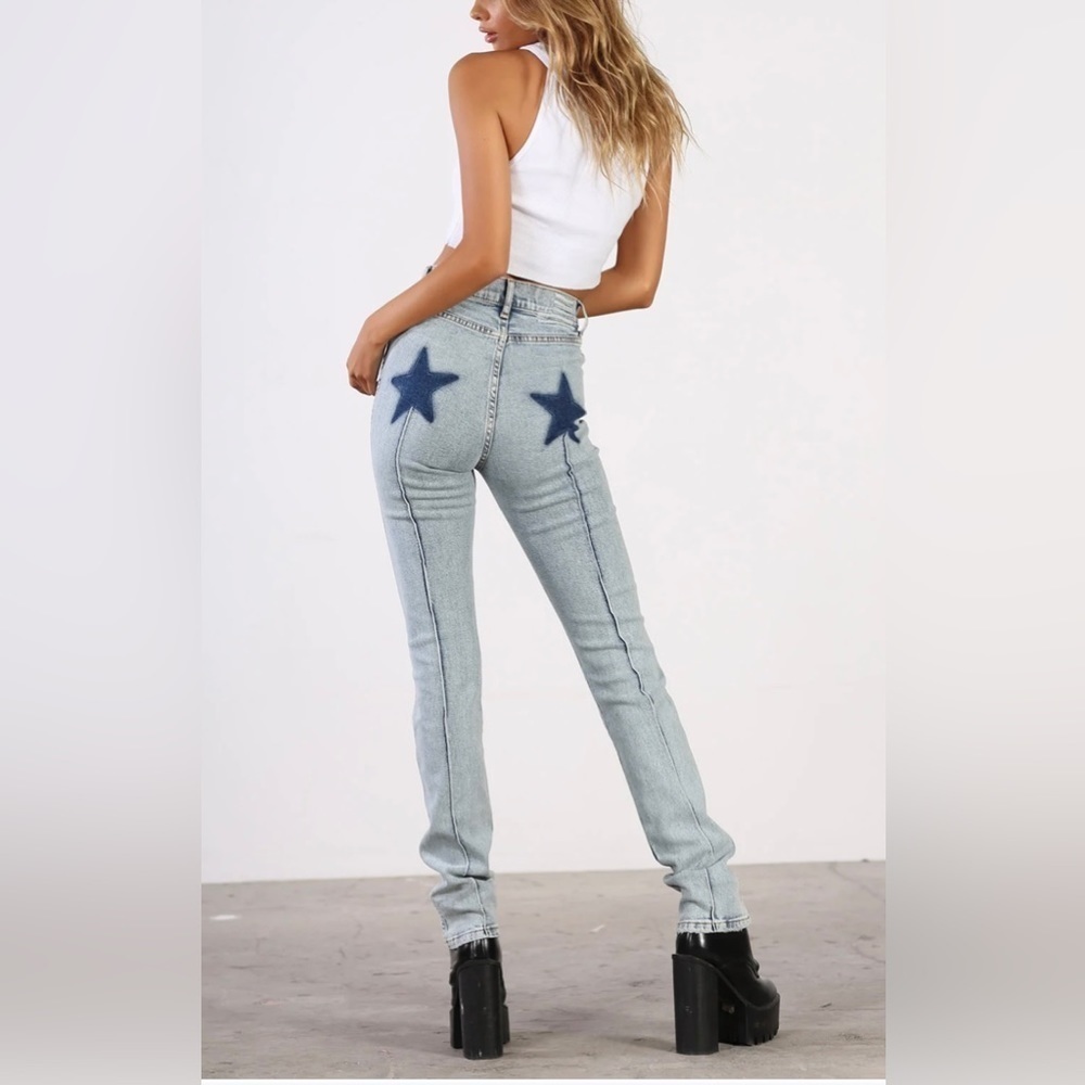Revice Uptown Rising Star Distressed Light Wash High Rise Mom Jeans SZ 24 - Picture 2 of 11